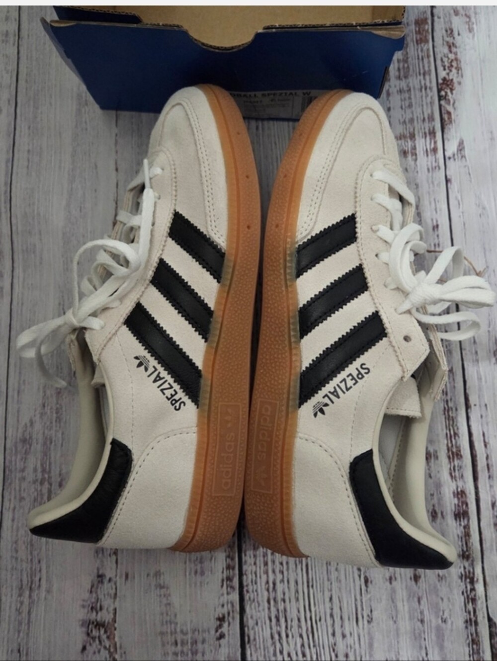 Adidas Handball Spezial Womens 7.5 8 NEW NIB Alumina / Core Black / Cloud White - Picture 10 of 13